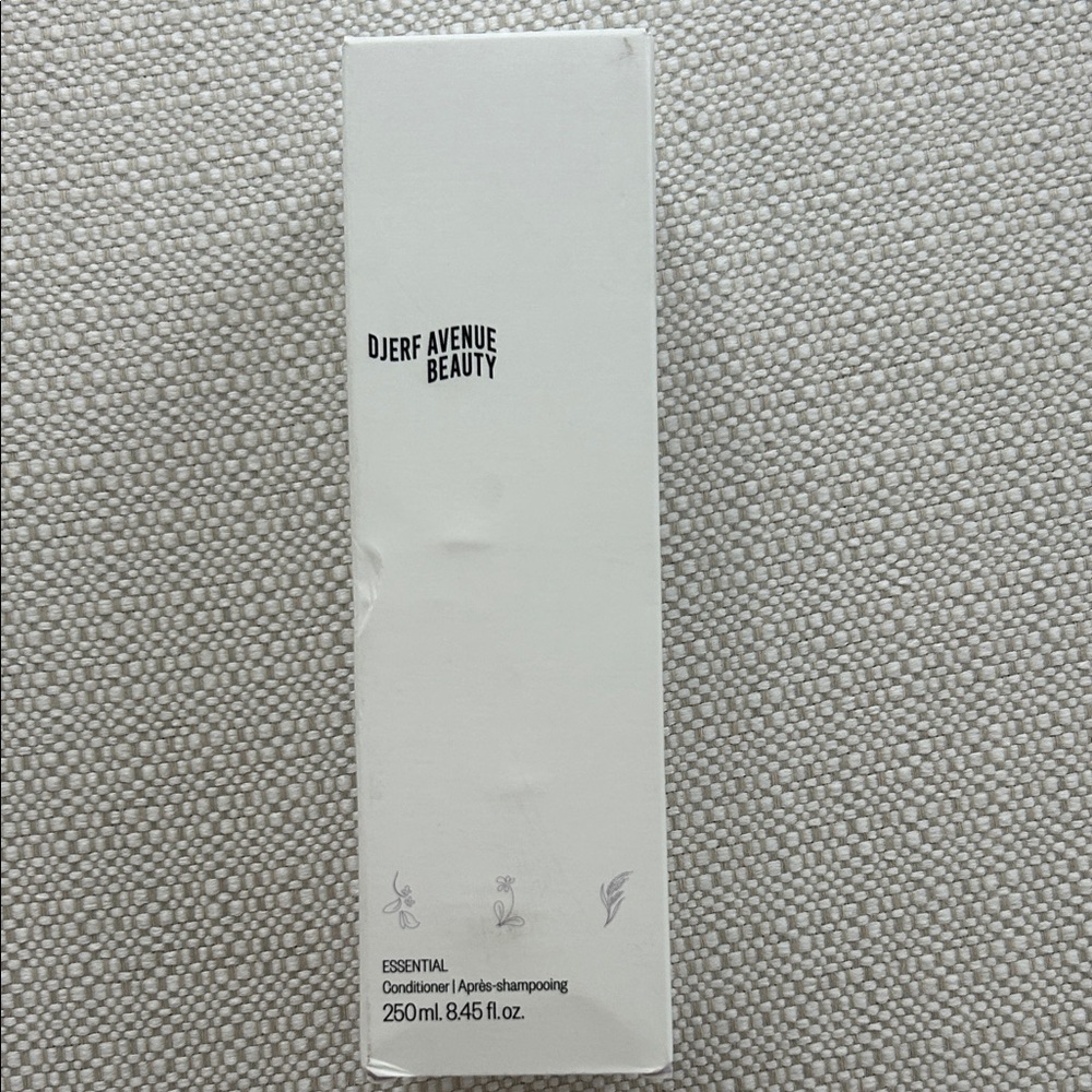 Djerf Avenue Essential Conditioner